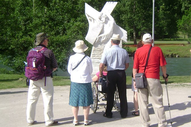 Our Lady of Lourdes, guided tour, on foot, of the sanctuary. - Accessibility and Group Size Benefits