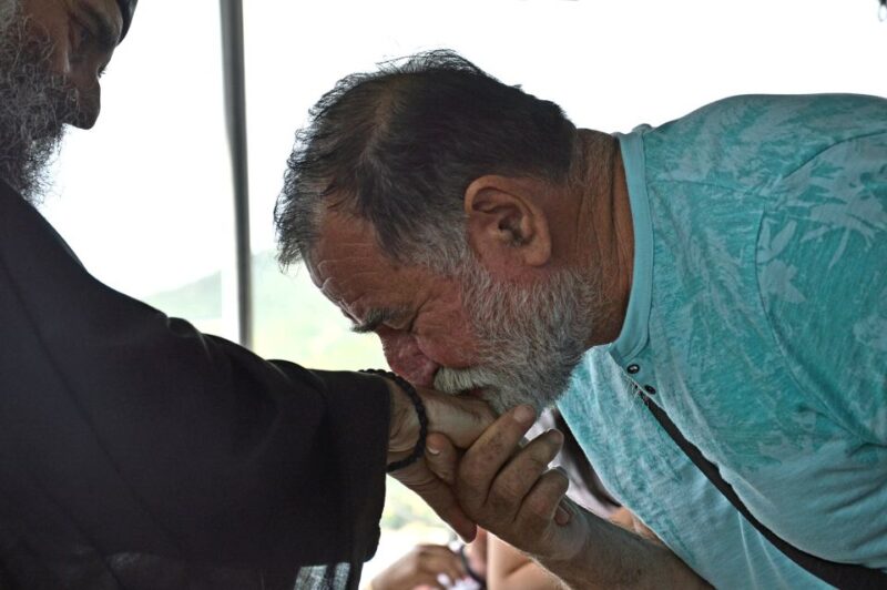 Ouranoupoli: Mount Athos Sightseeing Glass-Bottom Boat Tour - Who Will Appreciate This Experience Most