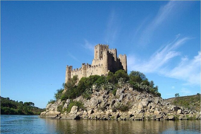 Ourém, Tomar and Almourol Castle Full Day Private Tour from the West - Discover a Full Day of Portugal’s Knights, Moor Heritage, and Medieval Castles