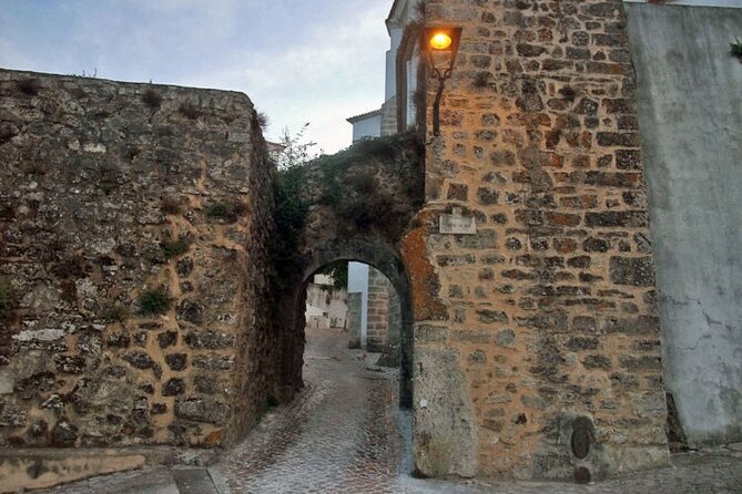 Ourém, Tomar and Almourol Castle Full Day Private Tour from the West - Discovering the Tomar Synagogue