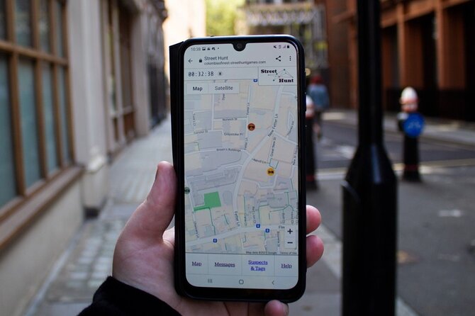 Outdoor Adventure Game in London - The Clues, Puzzles, and Discoveries