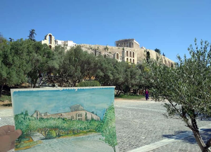 Outdoor drawing class in the old center of Athens - Logistics and Accessibility