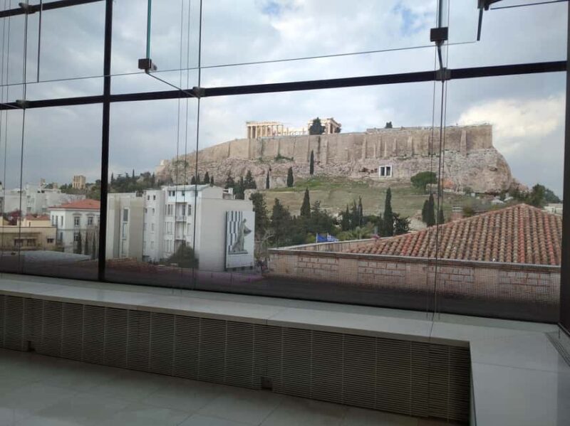 Outdoor drawing class in the old center of Athens - Frequently Asked Questions