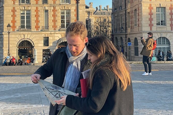 Outdoor Escape Game in Paris : The Stone of Nicolas Flamel - What You Discover in the Heart of Paris: Île de la Cité