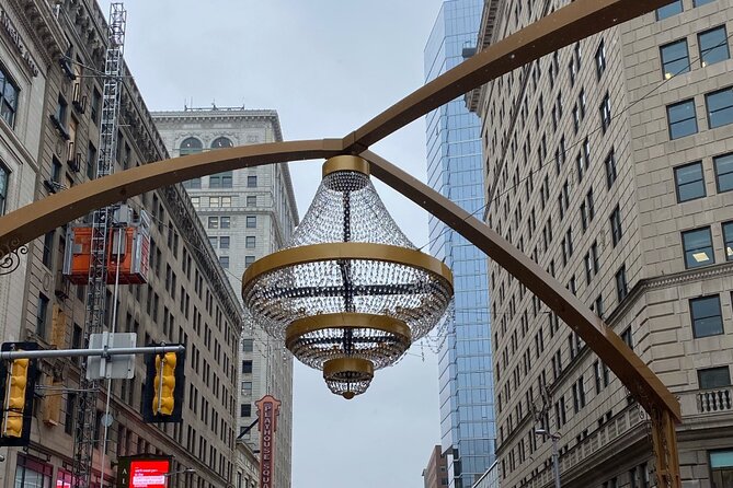 Outdoor Escape Room in Cleveland - the Entertainment District - Exploring Cleveland’s Landmarks and Artworks