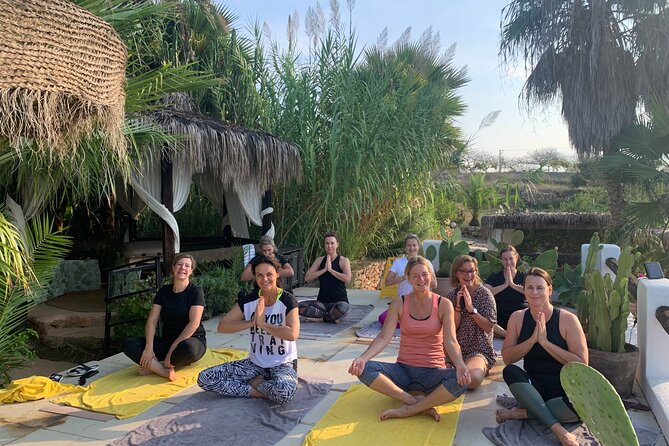 Outdoor Yoga and Breathe-works experience in Ibiza - Key Points