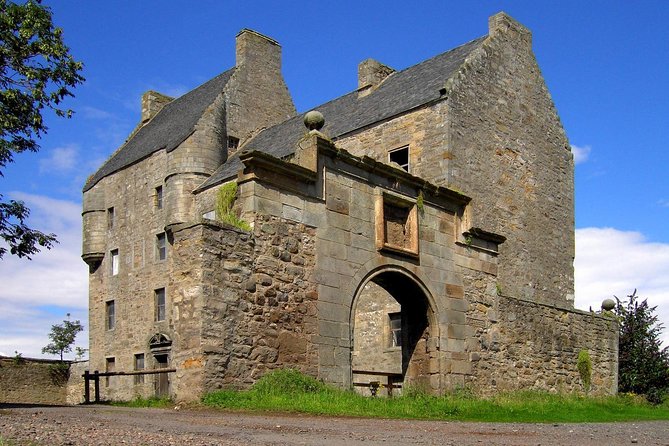 Outlander Day Tour - Blackness Castle: Fort William in Outlander