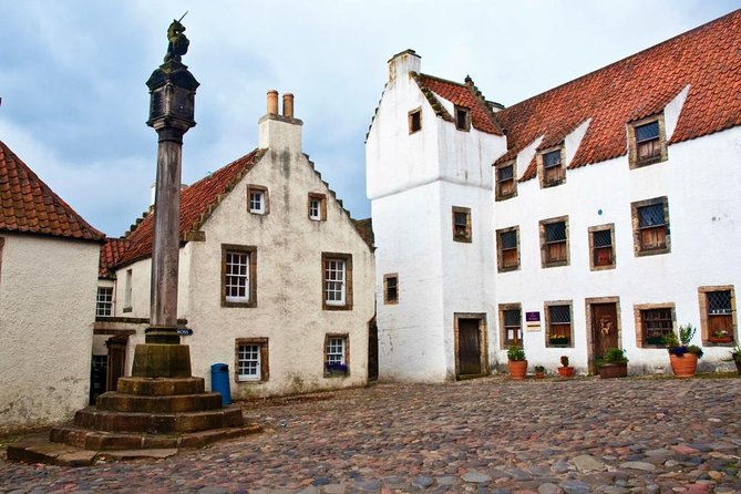 Outlander Luxury Private Day Tour from Edinburgh - Visiting Midhope Castle: The Iconic Lallybroch