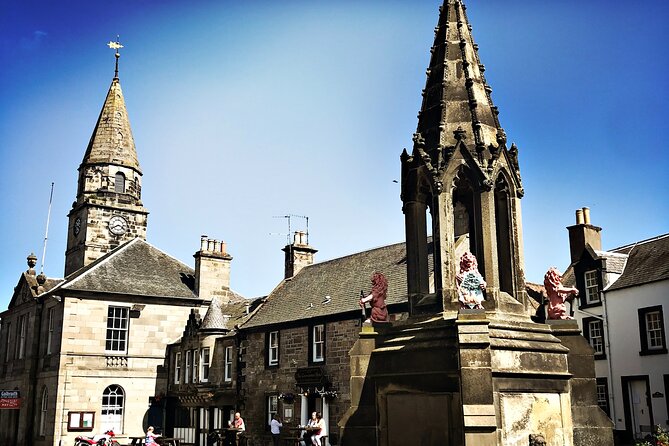 Outlander Odyssey: Outlander Filming Locations Private Day Tour - The Historic Charm of Culross and Its Foliage