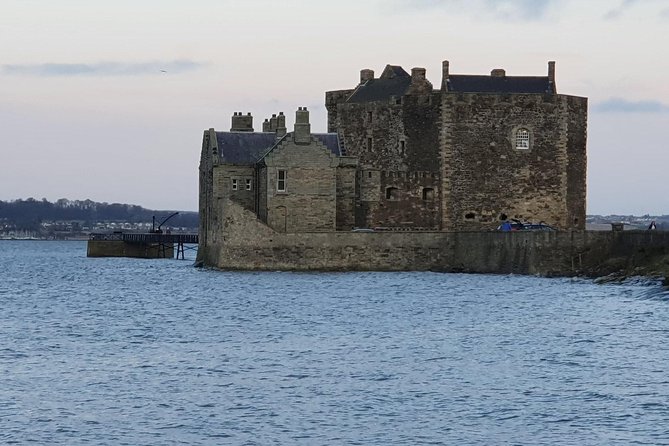 Outlander Tour - Linlithgow Palace: The Birthplace of Mary Queen of Scots and Outlander’s Wentworth Prison