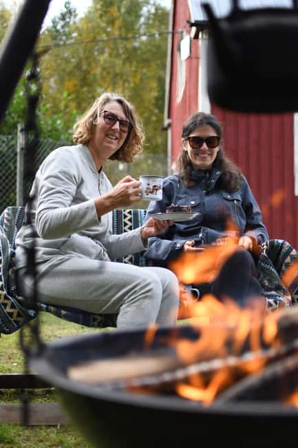 Överkalix - Lapland : Husky Cuddle and Fika Experience - Key Points