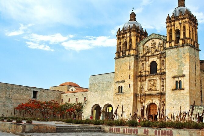 Overnight 2-Day Experience in Beautiful Oaxaca - Visiting the Historic Church of Santo Domingo