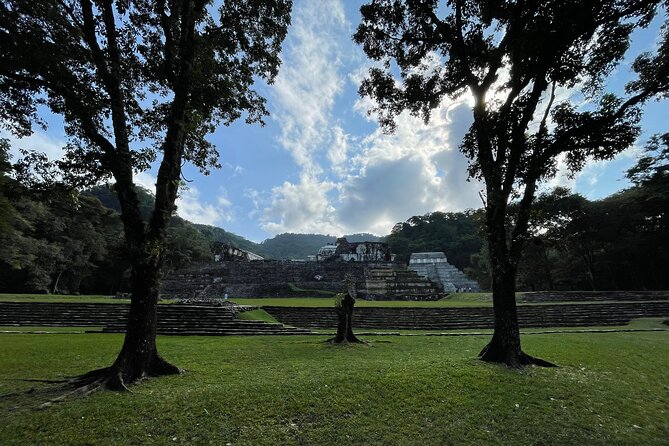 Overnight Expedition to Palenque: Waterfalls, Ruins & Jungle Stay - Private Transportation in Comfortable Vehicles