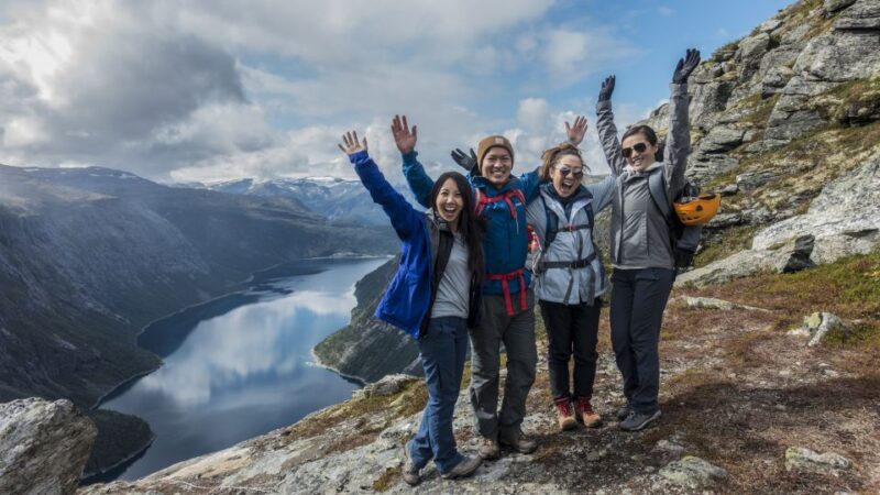 Overnight: Trolltunga Via Ferrata Sky Ladder Glamping - Visiting Trolltunga in Tranquility
