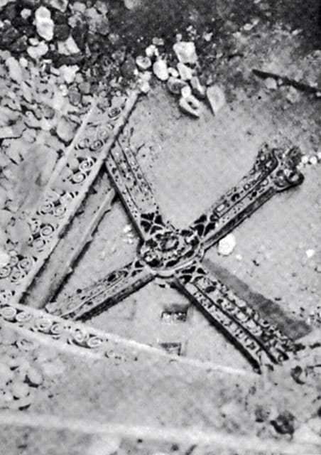 Oviedo: Tour de la Revolución de 1934 - The Destruction of Cultural and Educational Landmarks