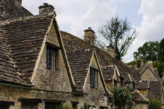 Oxford and Cotswolds Tour with Country Pub Lunch from London - Visiting Bibury and the Iconic Arlington Row