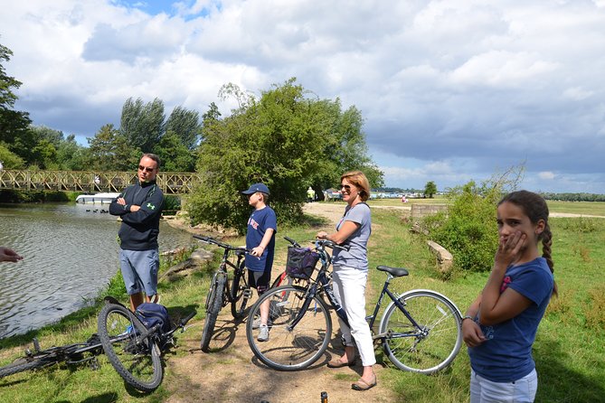 Oxford Bike Tour with Student Guide - Exploring Prestigious Colleges and Natural Landmarks