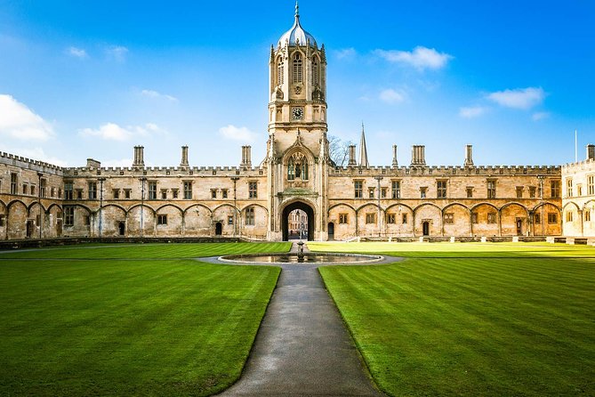 Oxford & Cambridge Universities Tour - The Role of the Coach and Transportation