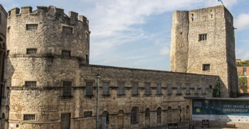 Oxford Castle and Prison: Guided Tour - Descending into the 900-Year-Old Crypt