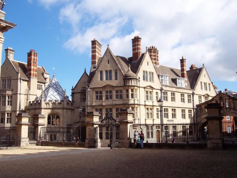 Oxford Cotswold Shakespeare Private Tour Including Tickets - Insider Tips for the Day Trip Experience