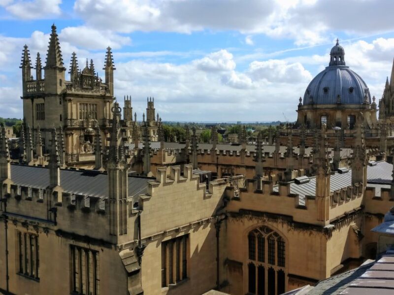 Oxford: CS Lewis and JRR Tolkien Walking Tour - Visiting Exeter College and the University Church