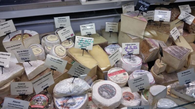 Oxford Food & Drink Tasting & Sightseeing Guided Tour - Inside Oxford’s Historic Covered Market