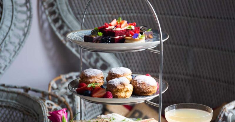 Oxford: Luxury Afternoon Tea with River Views - Oxford: Luxury Afternoon Tea with River Views – An Elegant Treat in South East England