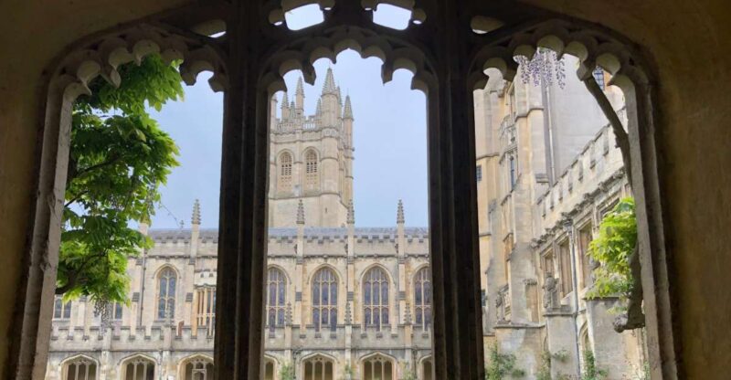 Oxford: Private City Tour & University Historical Highlights - Explore Oxford’s Historic University and Charming Streets in Just 2 Hours