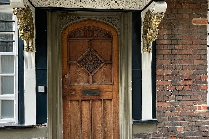 Oxford Self Guided Walking Tour with Mobile App - Discover Oxford at Your Own Pace with a Mobile App Tour