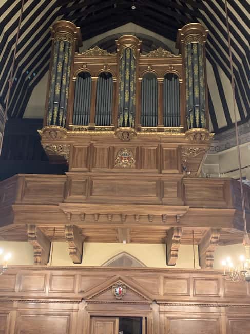 Oxford: Specialist Walks in History and the Arts - Key Points