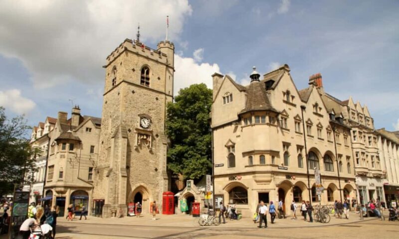Oxford: Town & Gown Walking Tour in Spanish - Insights into Oxford’s Literary and Cultural Heritage