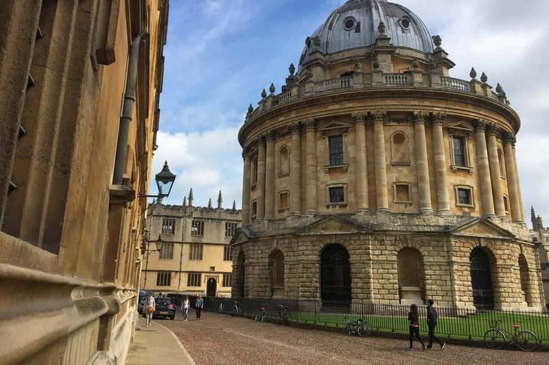 Oxford University Tour - Visiting Oxford’s Oldest College and Its Gardens