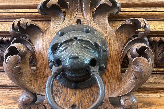 Oxford University Tour - Visiting the Sheldonian Theatre and Clarendon Building