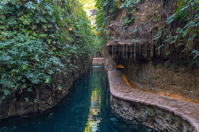 Oxkintok Ruins and Hacienda Mucuyche with Cenotes from Merida - Discover the Rich Heritage of Oxkintok and the Beauty of Hacienda Mucuyché