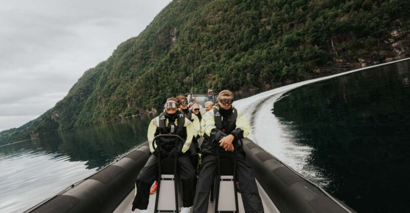 Øystese: Hardangerfjord RIB safari to the Fyksesund branch - The Scenic Hardangerfjord Cruise and Kvamsøy Stop