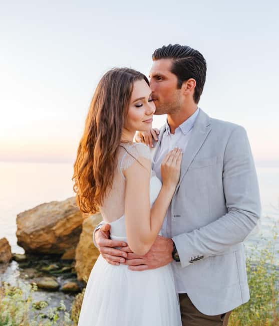 Pacifica: Photography Studio Session at Rockaway Beach - Outdoor Shots at Rockaway Beach: Cliffs, Fog, and Sea