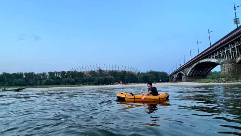 Packrafting kayaking guided tour Vistula river Warsaw Poland - Sunset Views and Fascinating City Stories from the Water