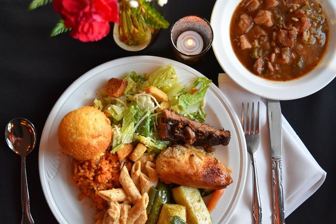 Paddlewheeler Creole Queen Jazz Dinner Cruise in New Orleans - The Promenade Deck and River Views