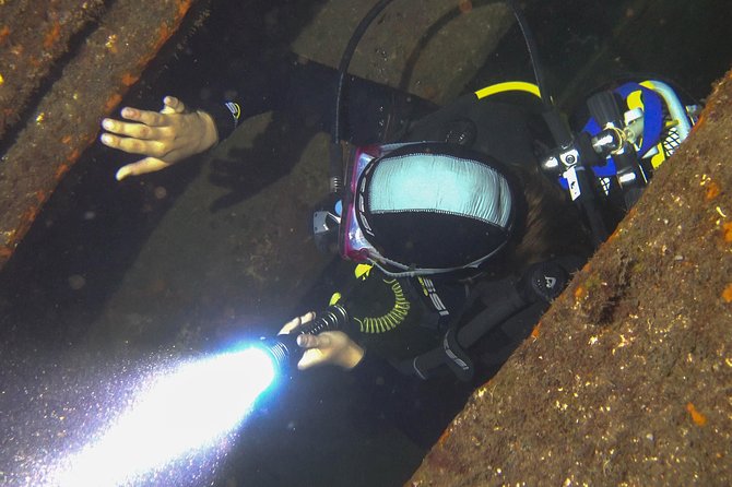 PADI Advanced Open Water Diver Course (AOWD) - 2 days - Key Points