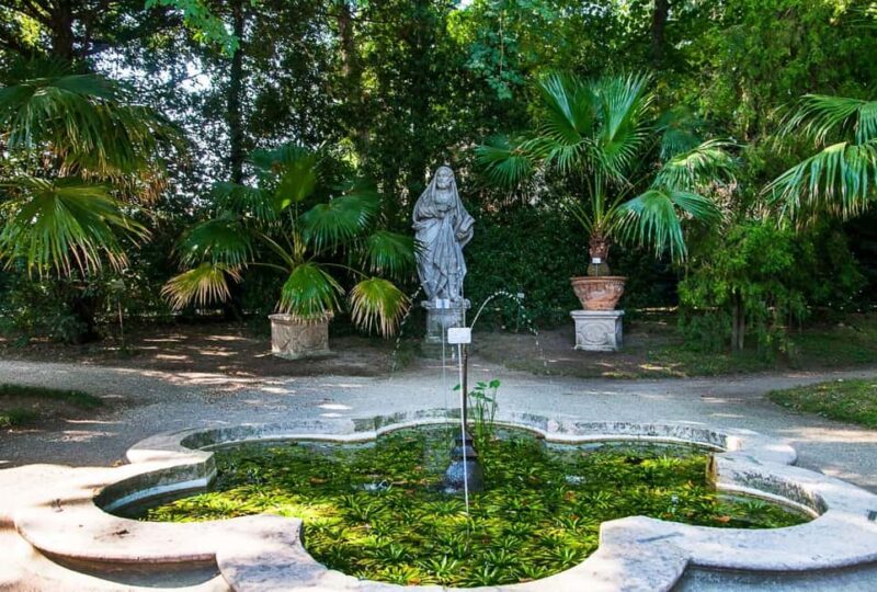 Padua Botanical Garden: Sacred Architecture and Plant Intelligence - Key Points