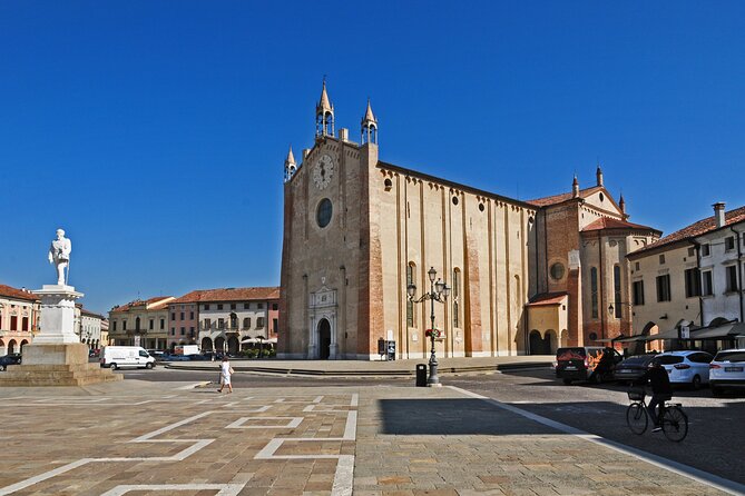 Padua small group tour with Scrovegni Chapel entrance - Meeting Point at the Eremitani Museums