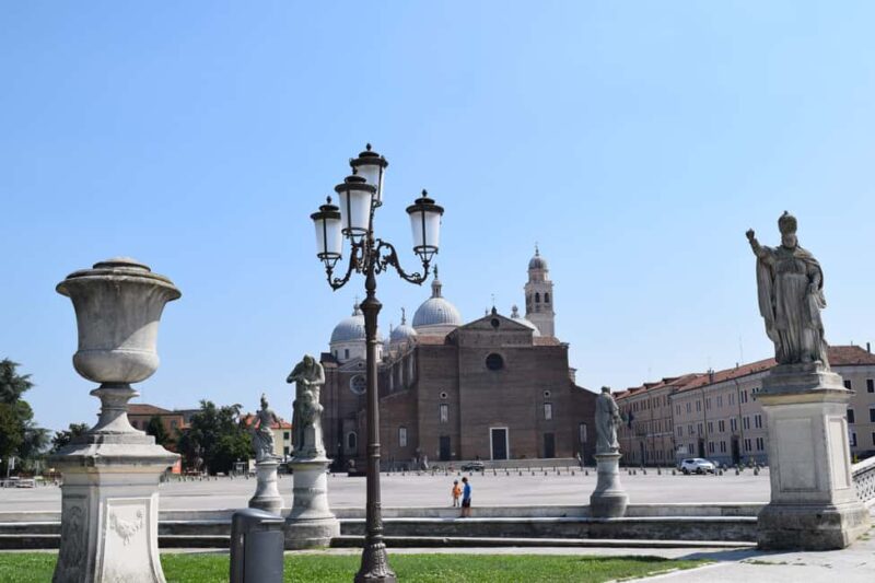 Padua: St Anthony's life Tour with Option to Camposampiero - Key Points