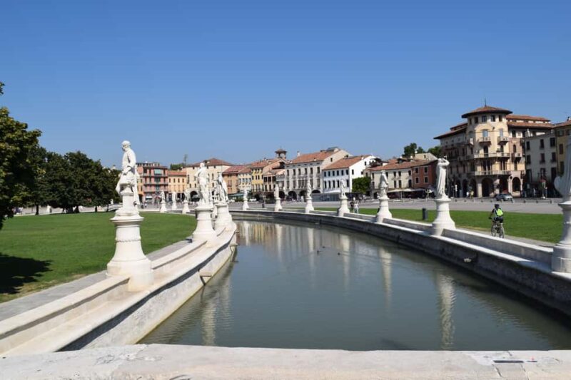 Padua: St Anthony's life Tour with Option to Camposampiero - Exploring Padua’s Sacred Streets