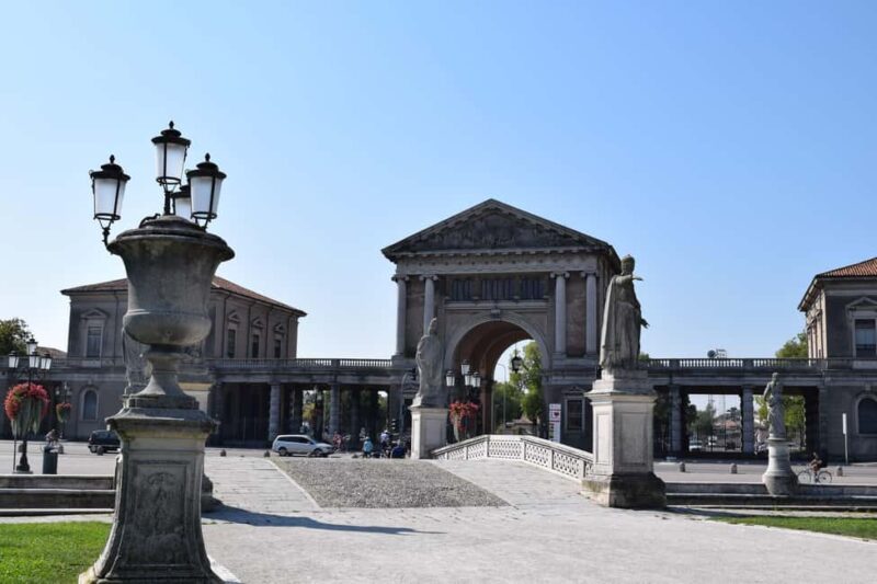 Padua: St Anthony's life Tour with Option to Camposampiero - End Point and Reflection