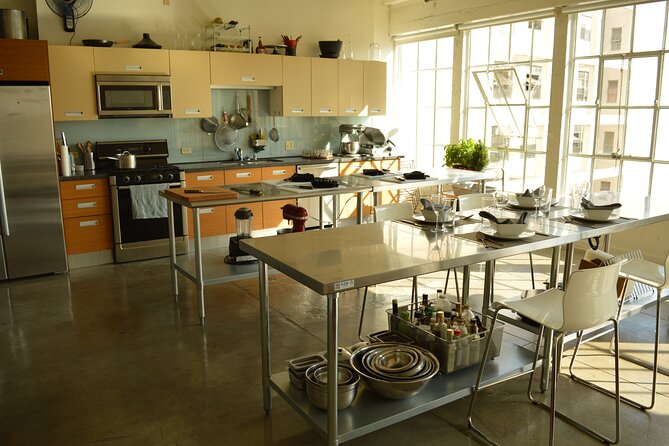 Paella and Tapas Cooking Class in San Francisco - The Chefs Background and Teaching Style