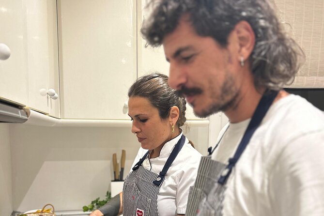 Paella Cooking Class on a Splendid Terrace in Valencia - The Intimate Atmosphere and Small Group Experience