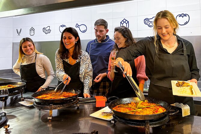 Paella Cooking Class, Wine Tasting & Central Market in Valencia - Savoring Your Homemade Paella with Tapas and Wine