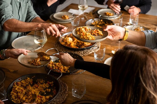 Paella Cooking Class with English Guide in Malaga - Sampling Regional Wines and Sipping Sangria