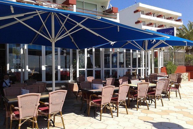 Paella with 1 lt of Sangria at Restaurante America - The Dining Atmosphere and Setting