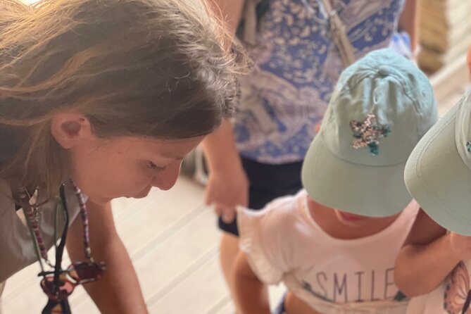 Paestum Whole Family Private Tour - Key Points